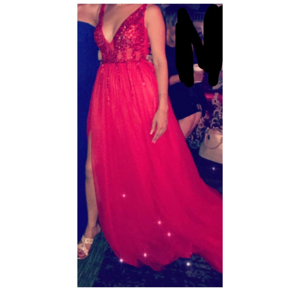 Sherri Hill Red Prom dress